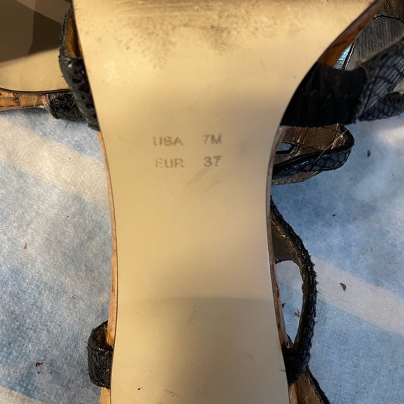 Women’s Shoes - Picture 4 of 4